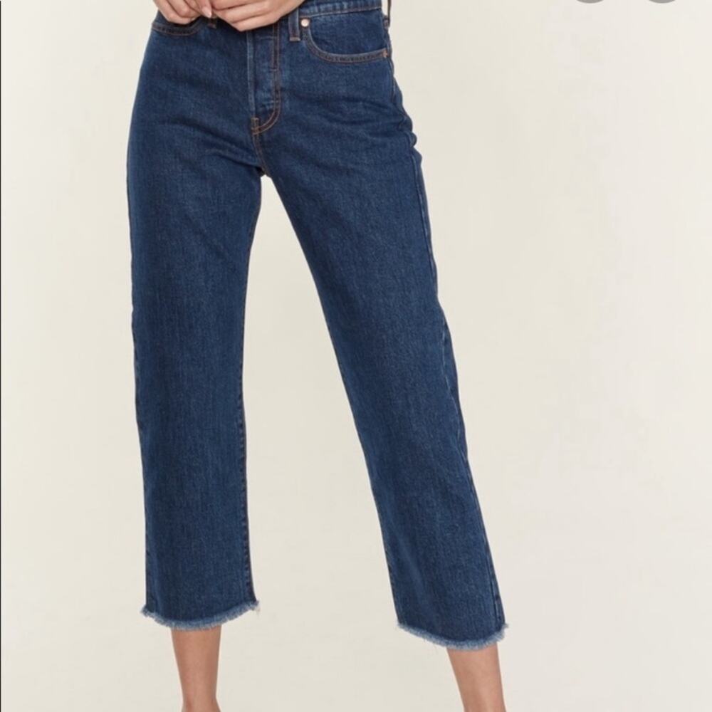Levi’s Dark Wash Raw Hem Wedgie Straight Jeans 28